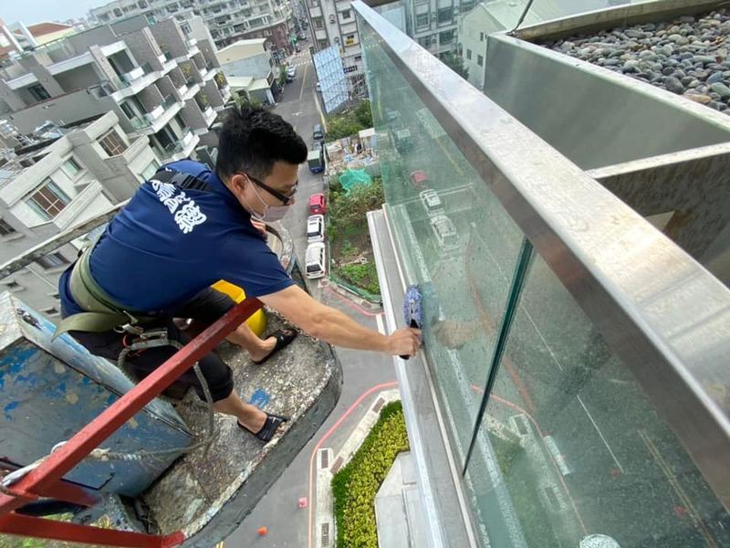 享清清潔工程企業社 居家清潔 裝潢細清 搬家搬運
